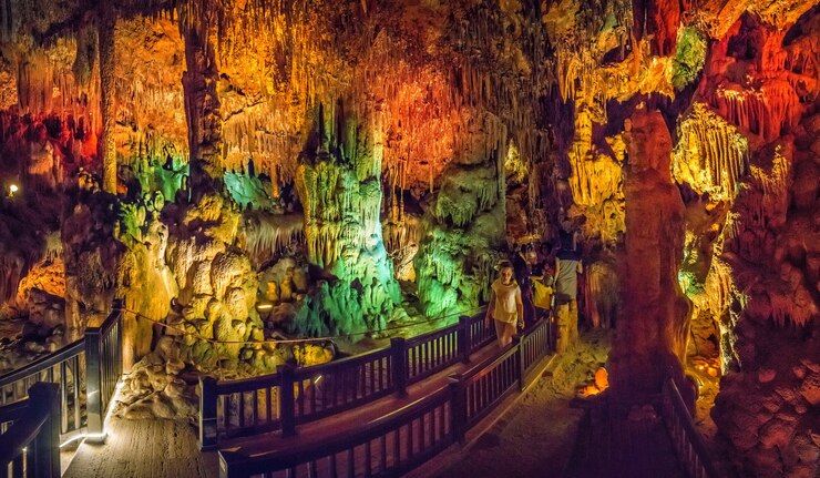 Damlatas Cave