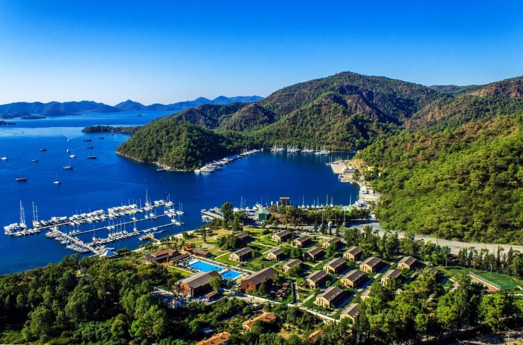 Rixos Premium Kocek Hotel