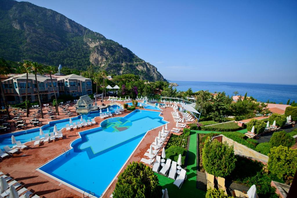 Liberty Hotel Lykia +16