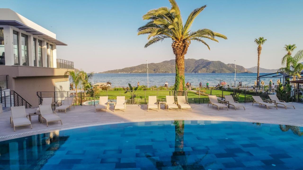 Premier Narcissus Beach Hotel