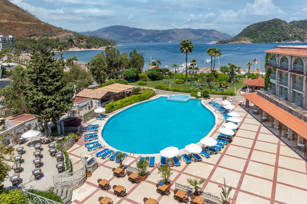 Marti La Perla Hotel