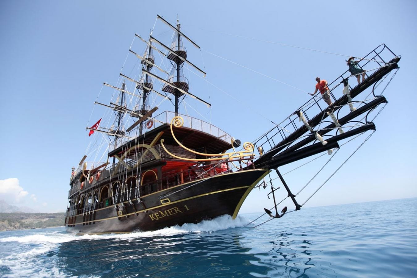 Boat trip (pirate ship)